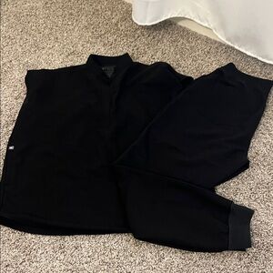 Figs Black Women's Set